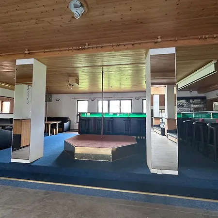 Hideout Вилла